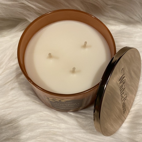 CINNAMON SPICED VANILLA BBW 14.5oz/411g collection scent, 3-wick Candle NWT base - Picture 4 of 6